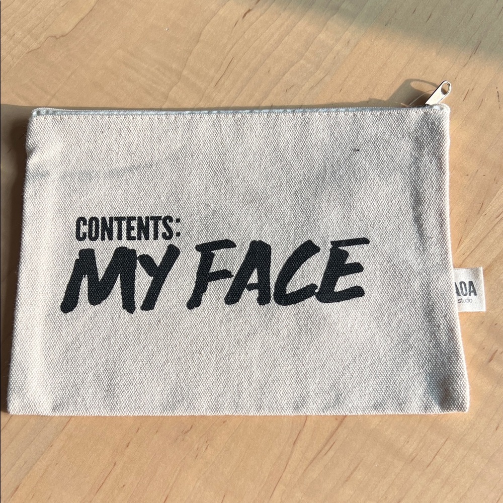 🆕 AOA STUDIOS Make Up Cosmetics Bag